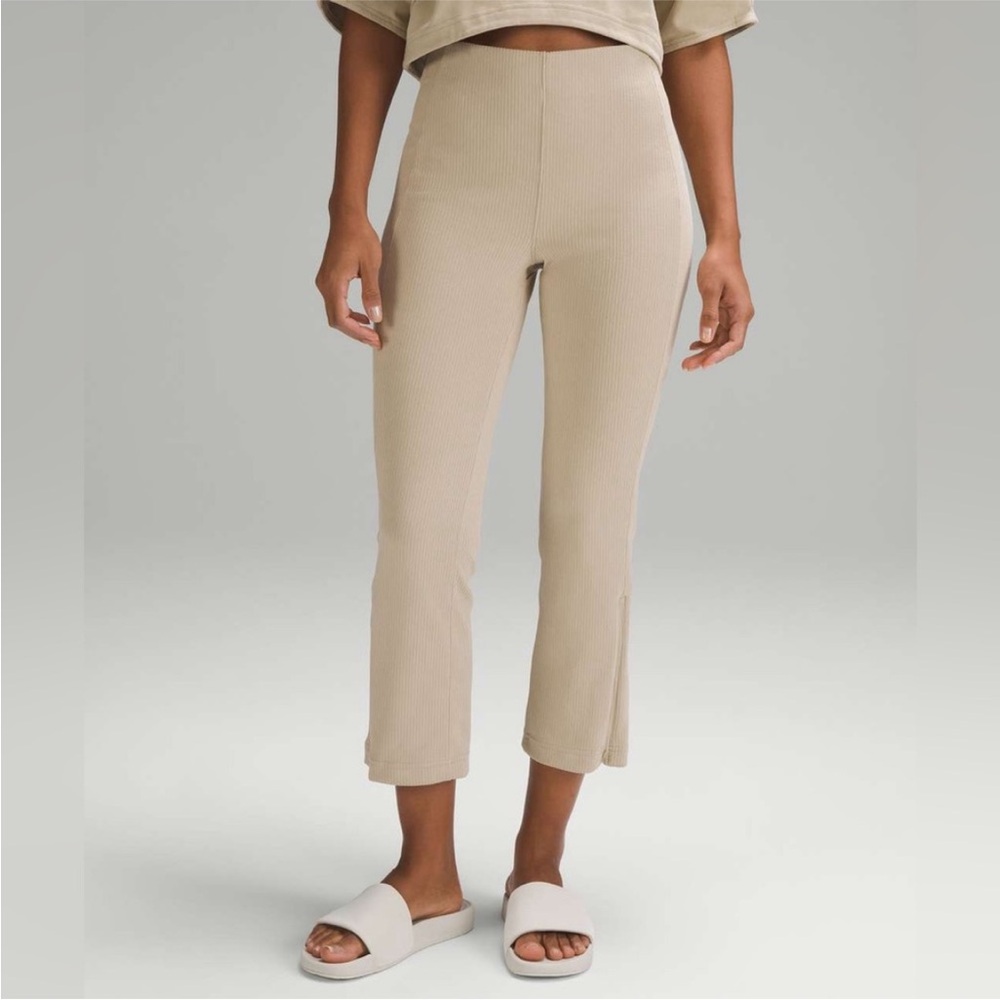 Lululemon Ribbed Softstreme Zip-Leg High Rise Cropped Pants size 14 Trench NWOT - Picture 2 of 12
